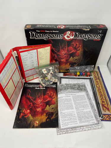 Vintage Dungeons & Dragons Easy to Master Board Game 1991 TSR