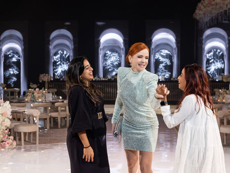 The Psychology of Wedding Planning: How to Manage Emotions and Family Dynamics