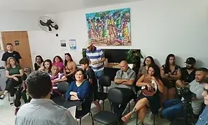 Um relato comovente de resiliência, combate ao racismo e inspiração para um futuro mais justo
