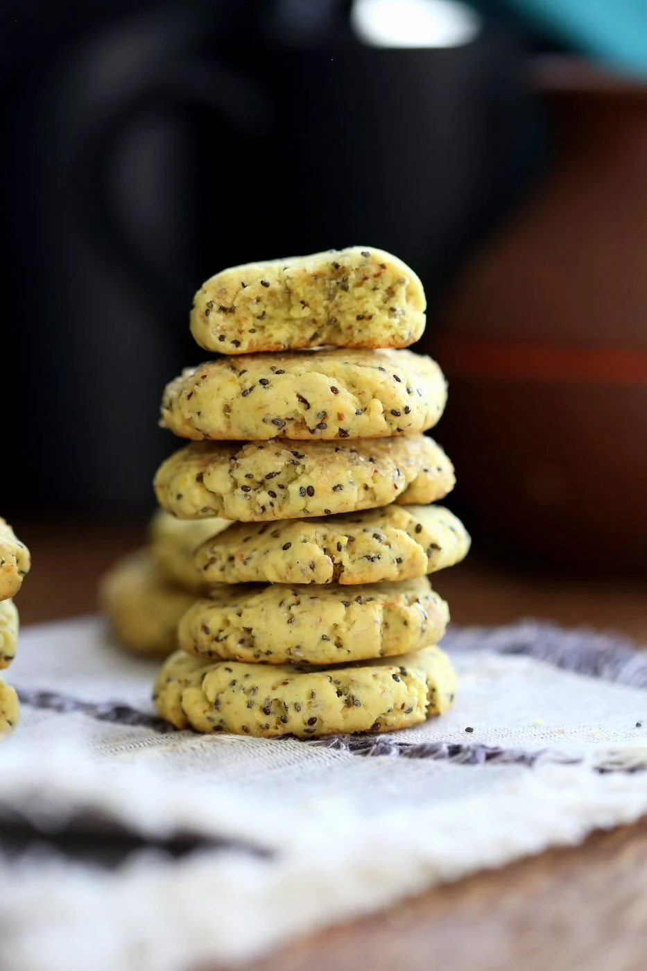 lemon-chia-cookie-veganricha-3537.webp