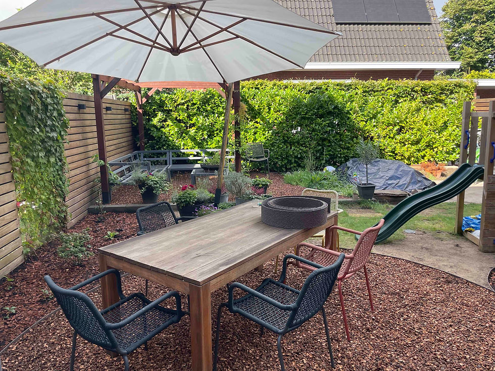 Tuin in Leersum met wadi