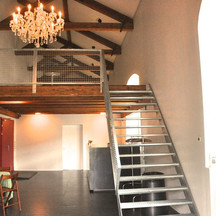 Aufgang zur Galerie