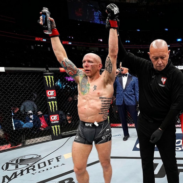 Emmett_Ige_UFC269 2.png