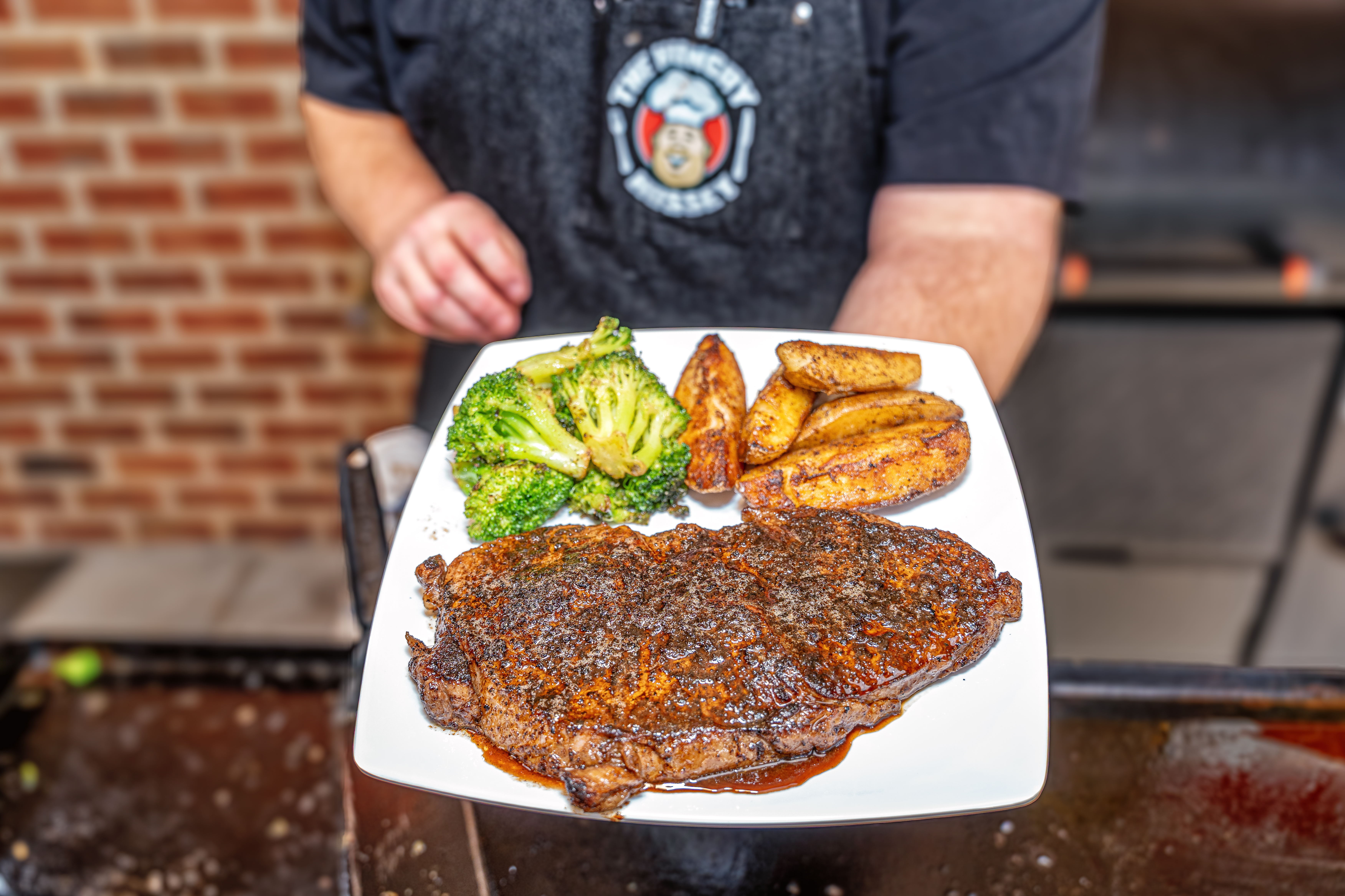 Sirloin Steak, Potatoes and Broccoli