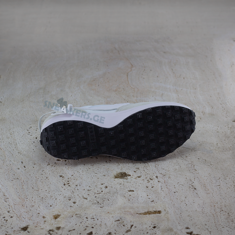 Thumbnail: Nike Waffle Debut