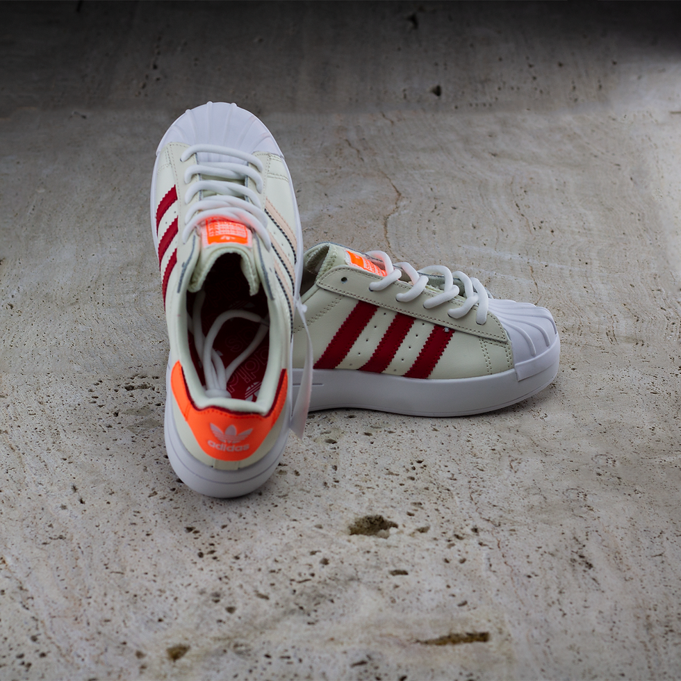 Thumbnail: Adidas Superstar 'Ayoon'