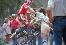 00234_n_15alhf267j0238_b