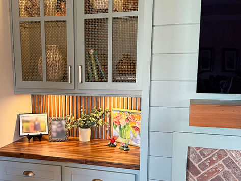 Cottage Style Living Room, Fireplace Built-ins, Interior Design by 615interiors - Hermitage, TN