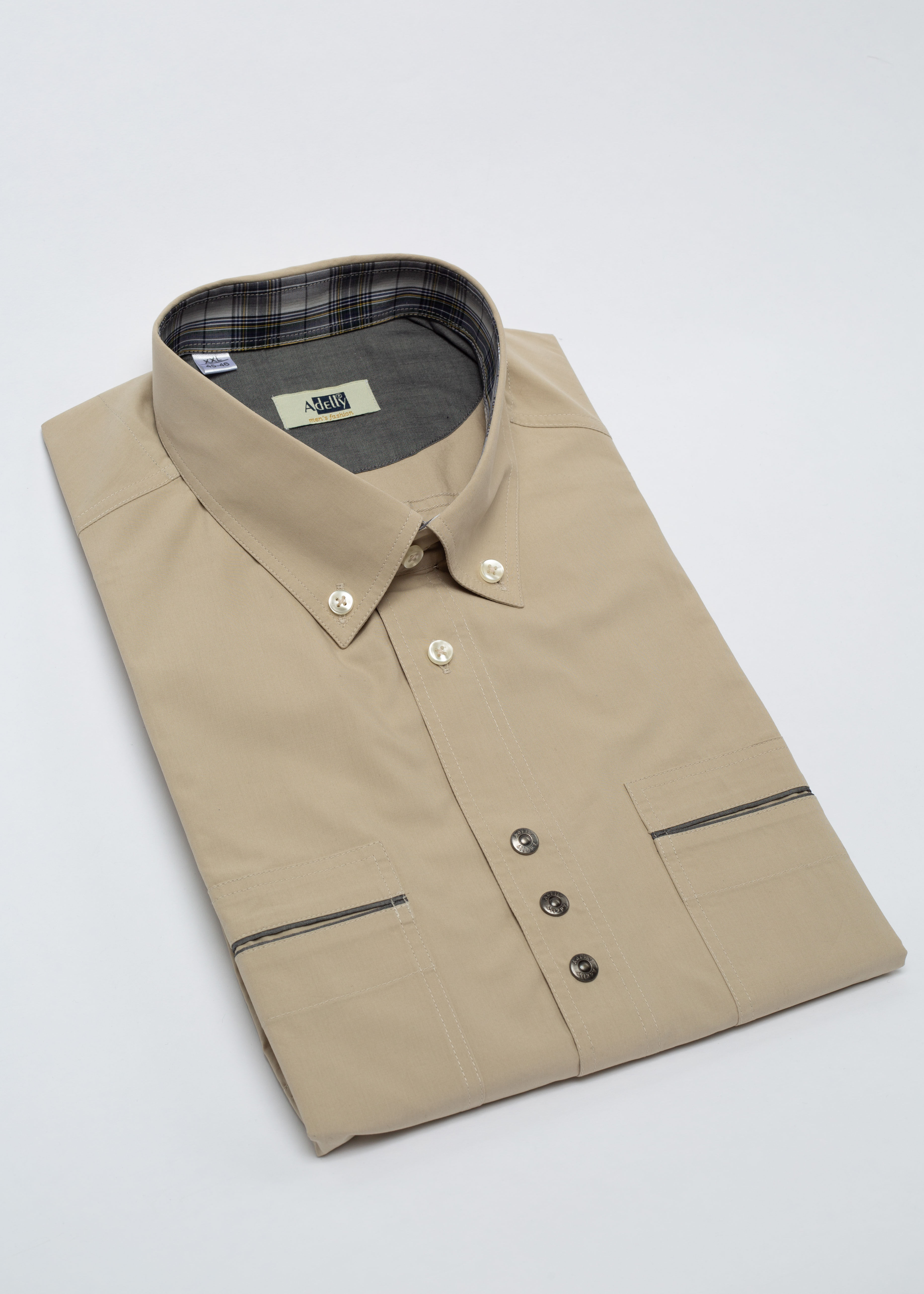 Риза с дълъг ръкав с два джоба бежова