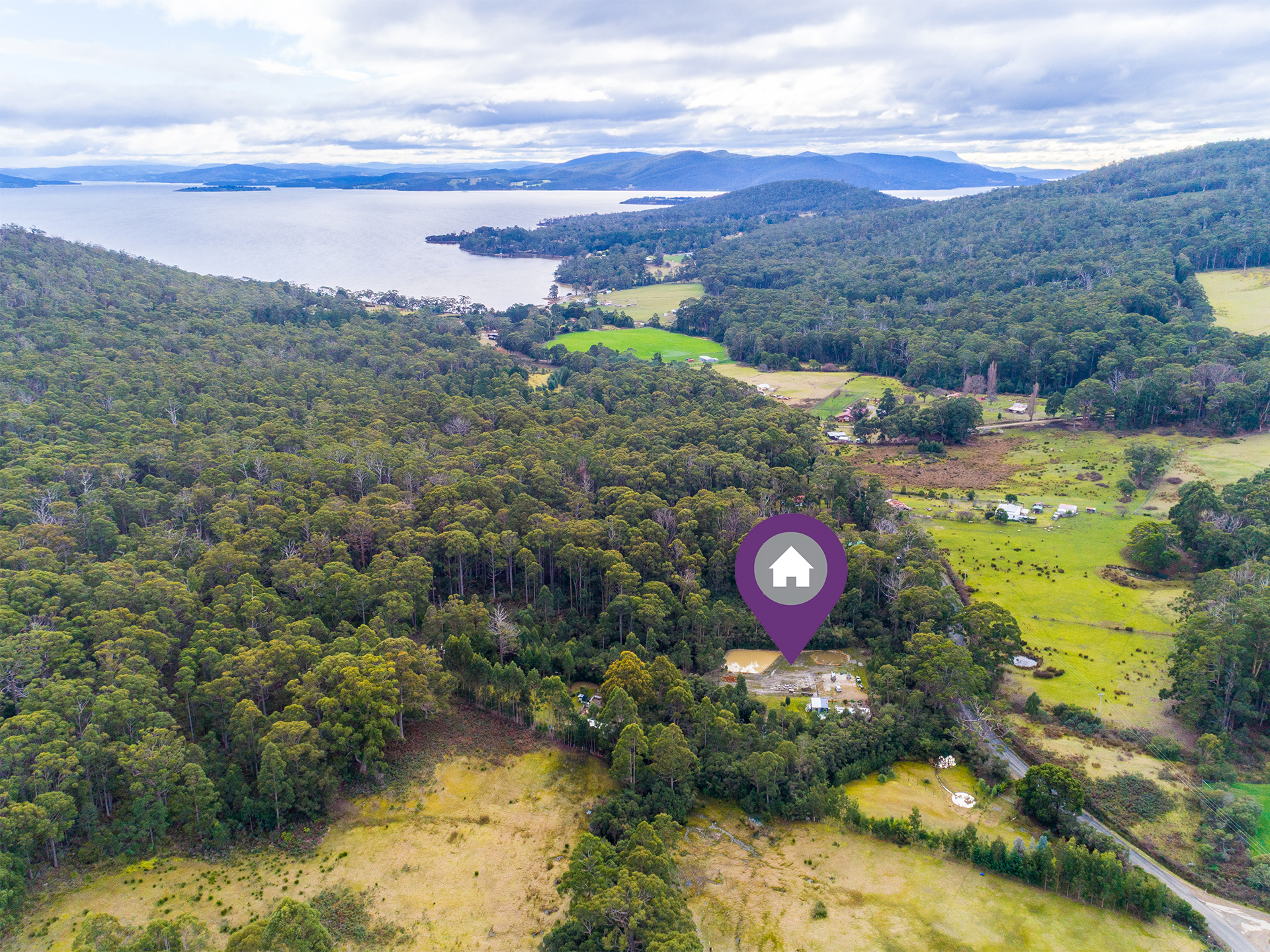 Cloudy Bay Road, Lunawanna, Tas 7150