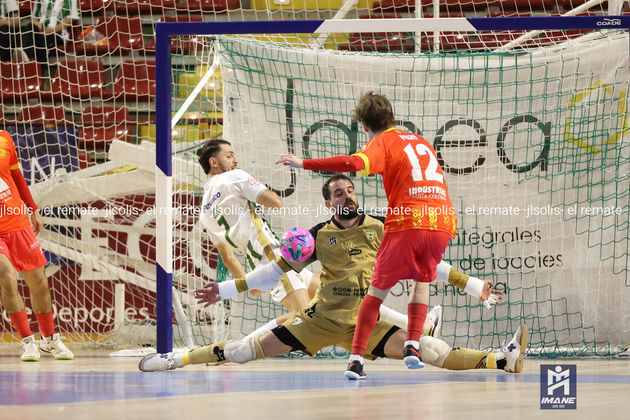 4-5. Remontado por su bestia negra