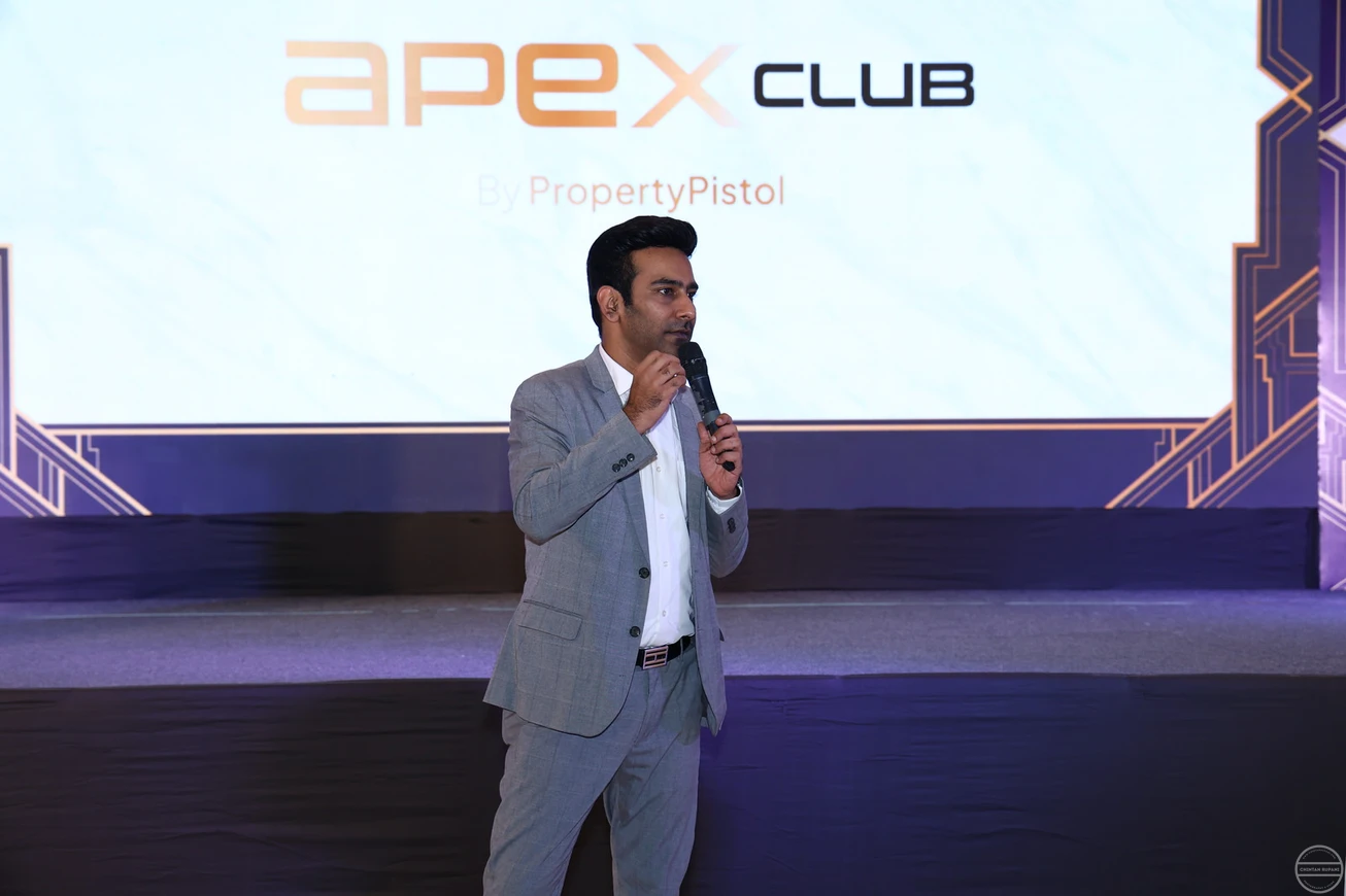 Property Pistol corporate event photography — photograph 6