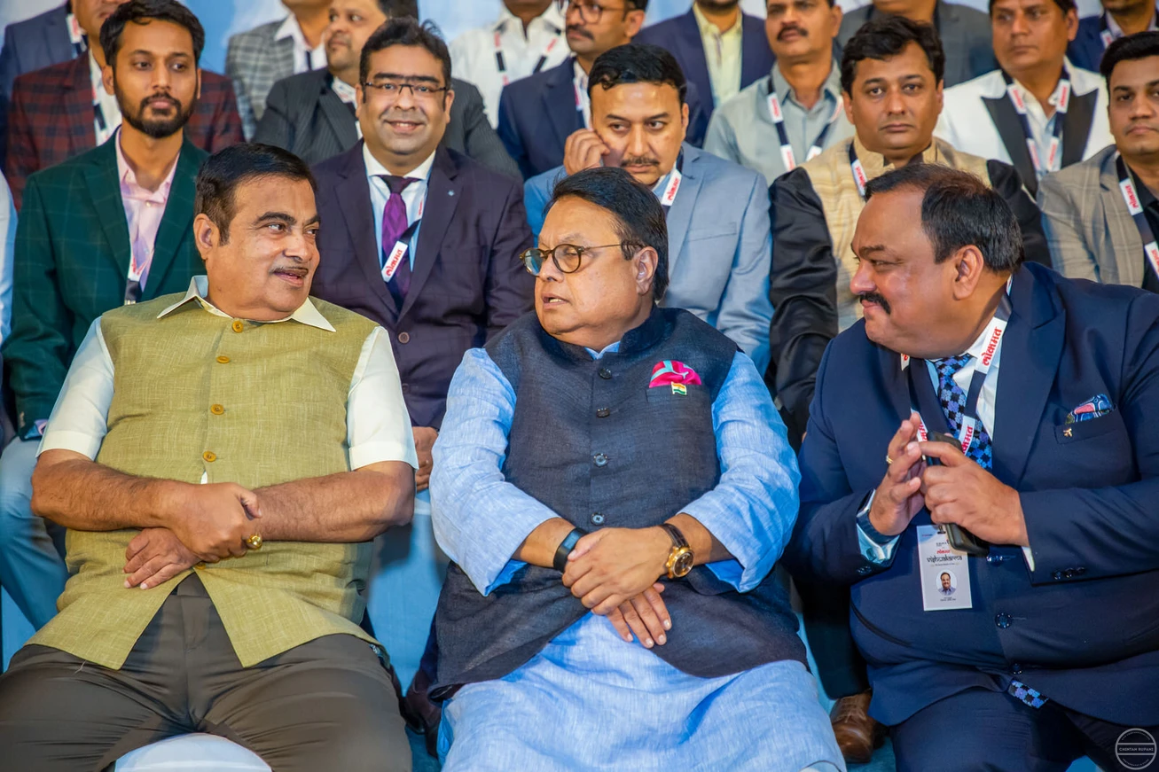 Lokmat & Kohinoor corporate event photography — photograph 5