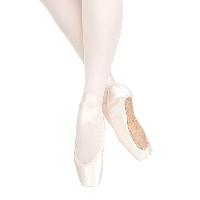 Sapfir U-Cut Pointe Shoe Pink Front View