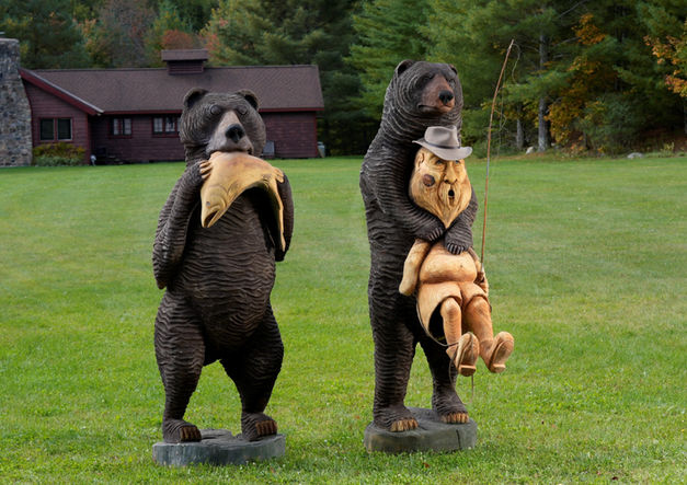 Chainsaw Carving - Alaskan Brown Bears with Salmon and Unlucky Fisherman. Comes complete with gorgeous curly Cherry Live-edge Bar-top.