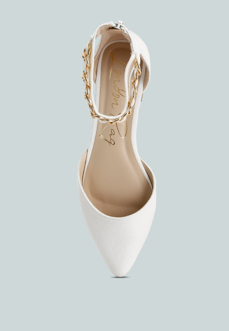 Thumbnail: Buqisi Chain Embellished Flat Sandals