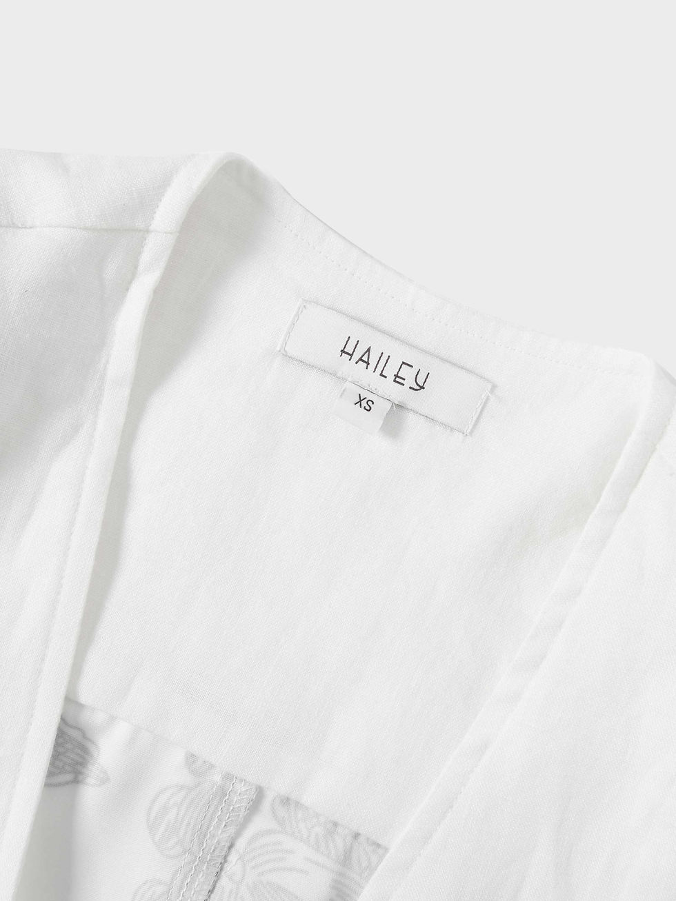 Thumbnail: Silky Back Printed Blazer-White/Black