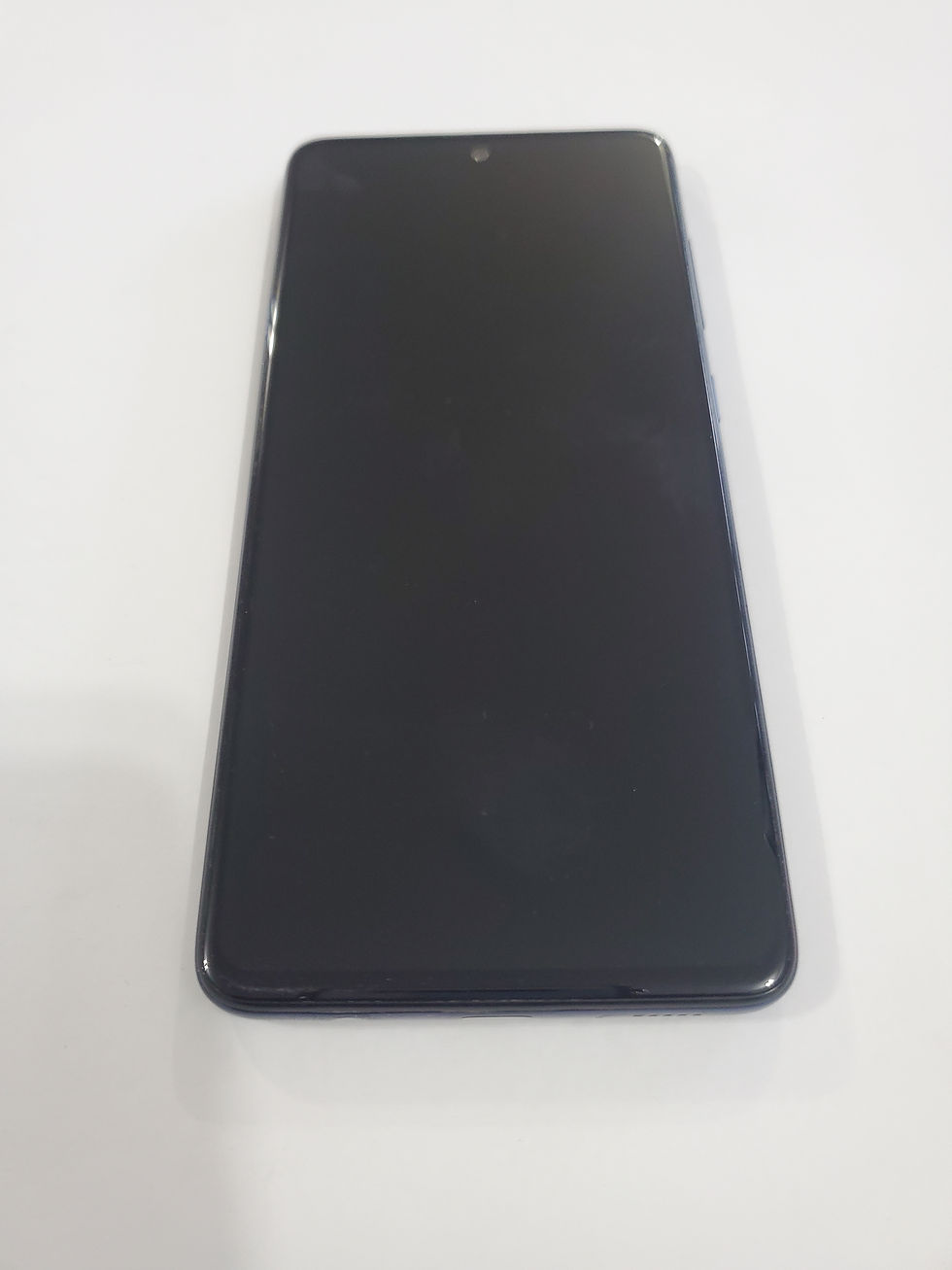 Thumbnail: Téléphone Samsung Galaxy A51, Stockage 64Go/4Go, propre et déverrouiller