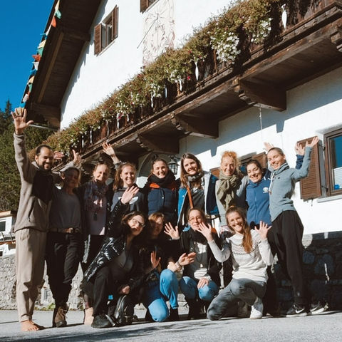 Atem Yoga Awakening Releasing Breathwork Retreat-min_edited.jpg
