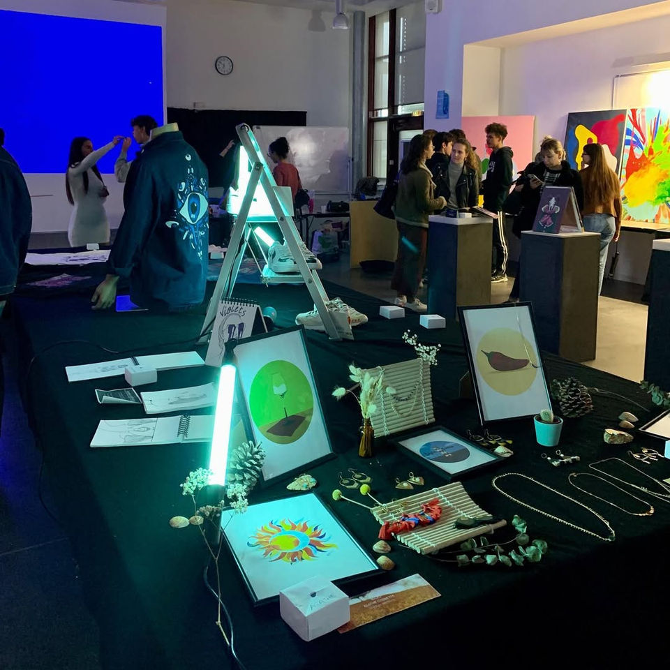 Snapinst.app_72348542_183685546007278_85719395467594574_n_1080