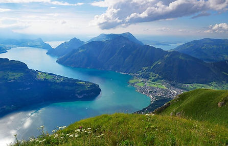 vierwaldstaettersee-schweiz.jpg