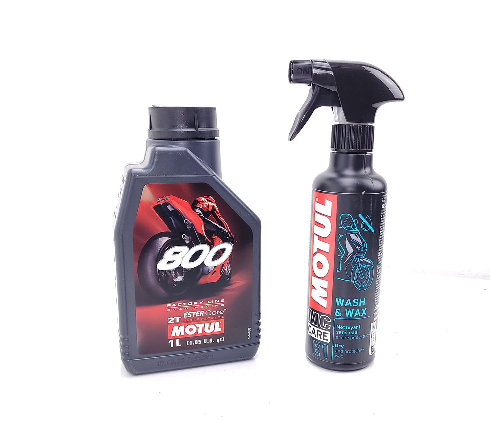 Motul 800 2T + Motul Wash & Wax