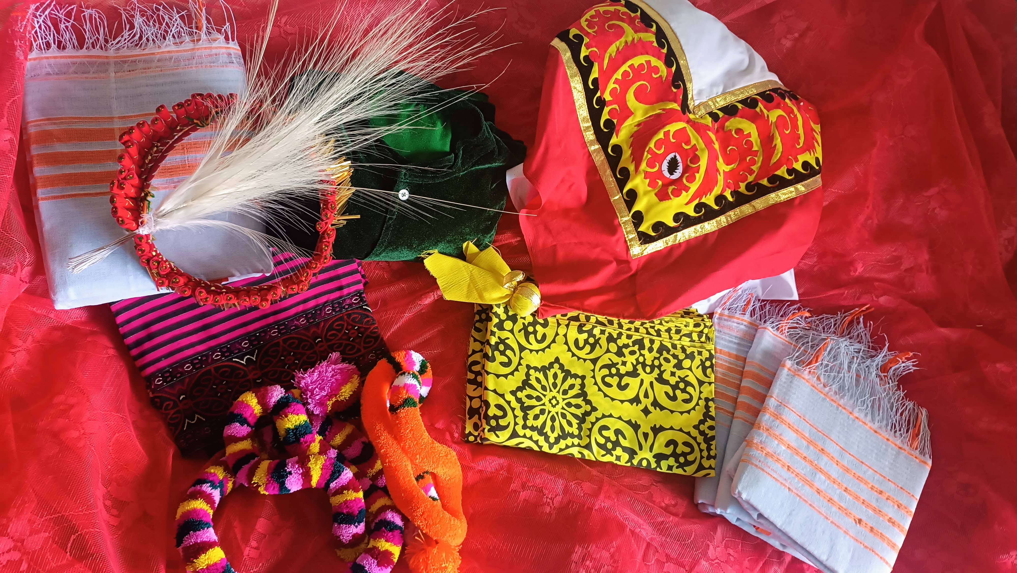 B014 Bisan’s Traditional Dance & Costume Services, dance teacher, dress rental, manufacturing mala pareng, hair extension, wig and rental, jagoi oja, jagoi dress,sambaldong