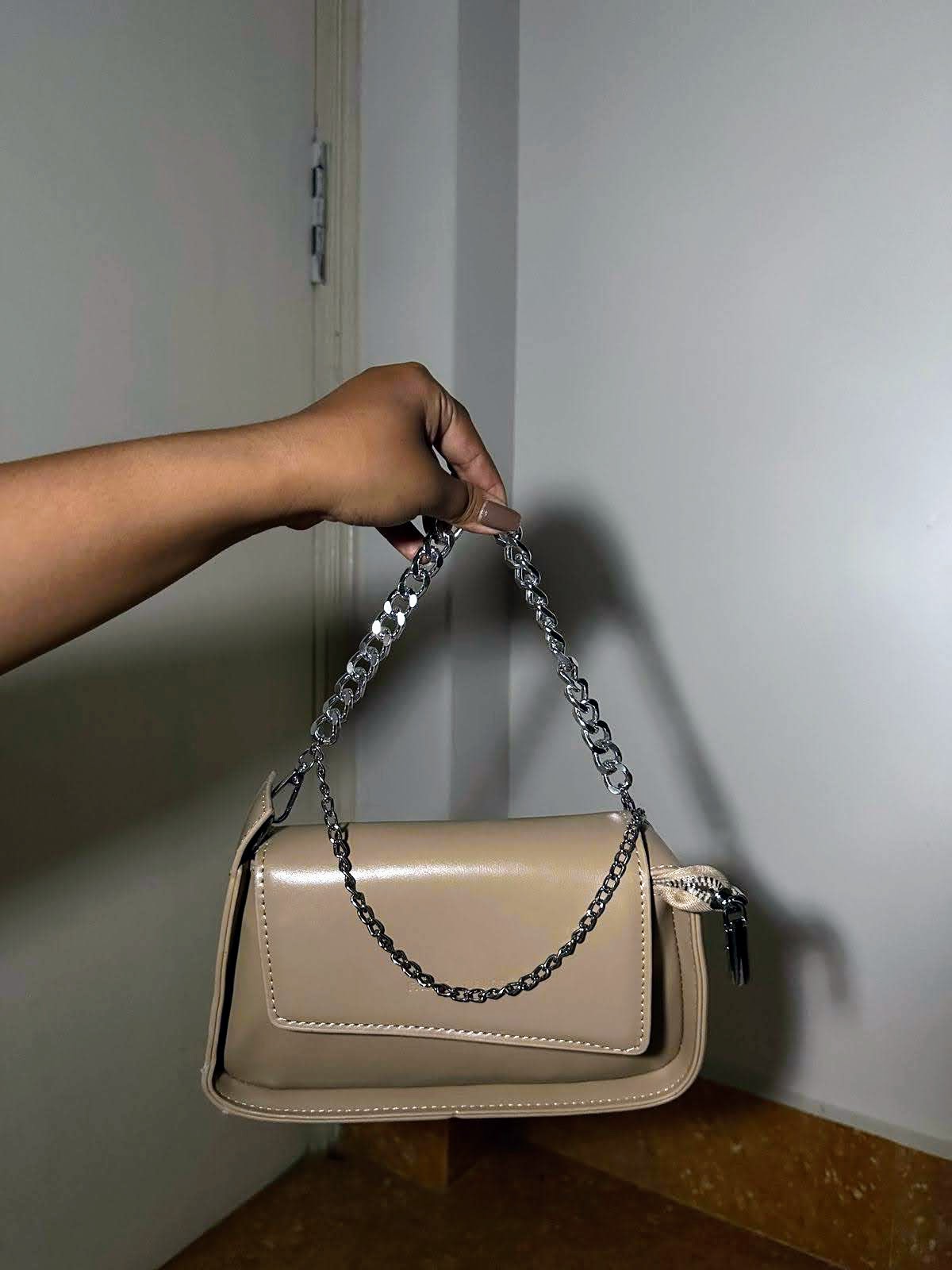 B007 Perfect Bliss, women’s shoes, women’s bag retailing