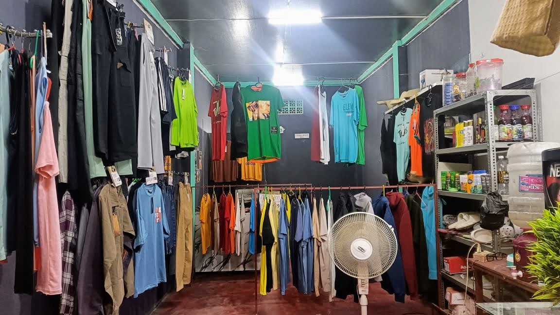 B008 Modern Fashion Store, clothing for boys and girls, boys clothing, girls clothing, retailing