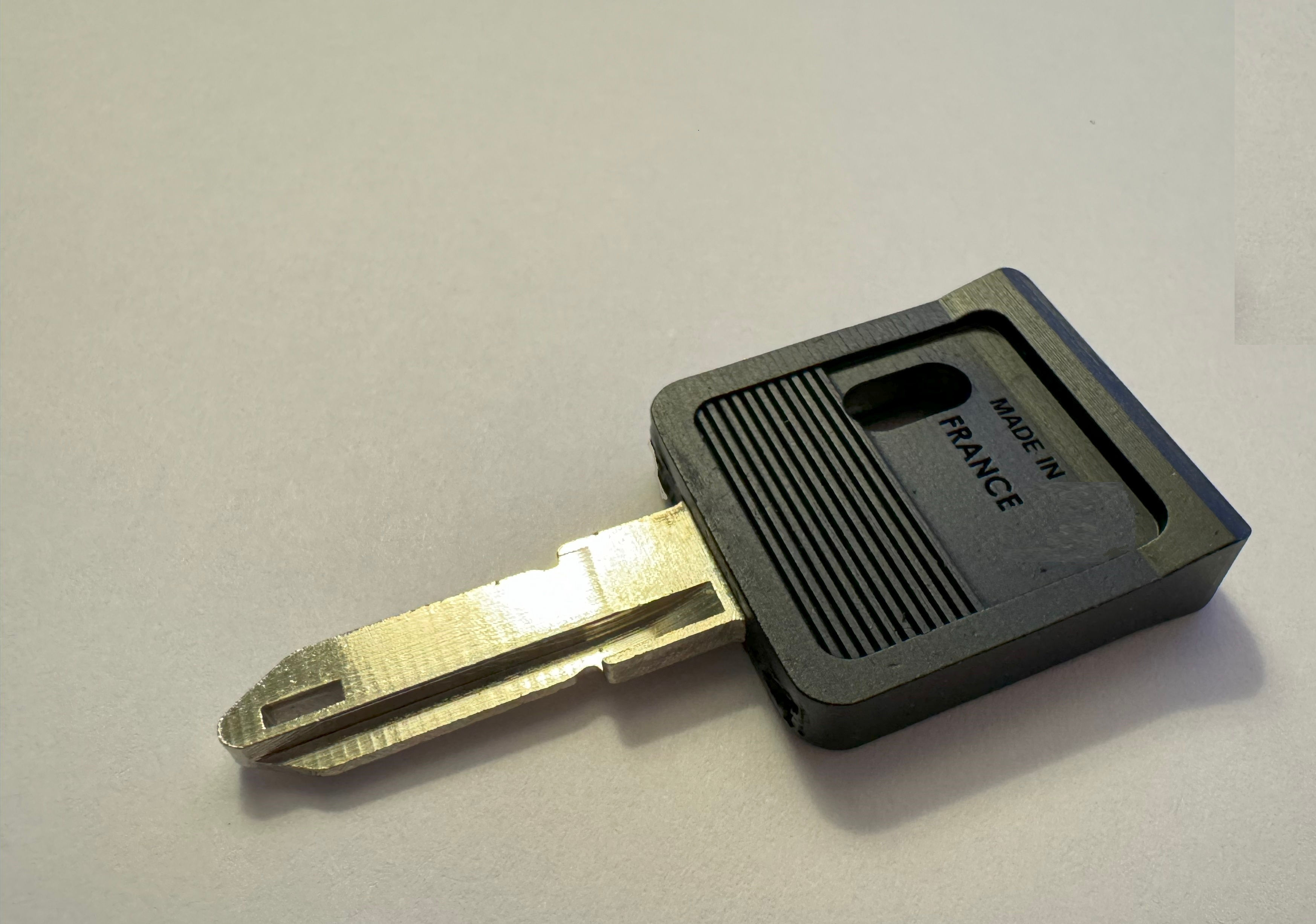 Clé vierge pour RENAULT R5 / SUPER 5 GT ...Made in France 🇫🇷