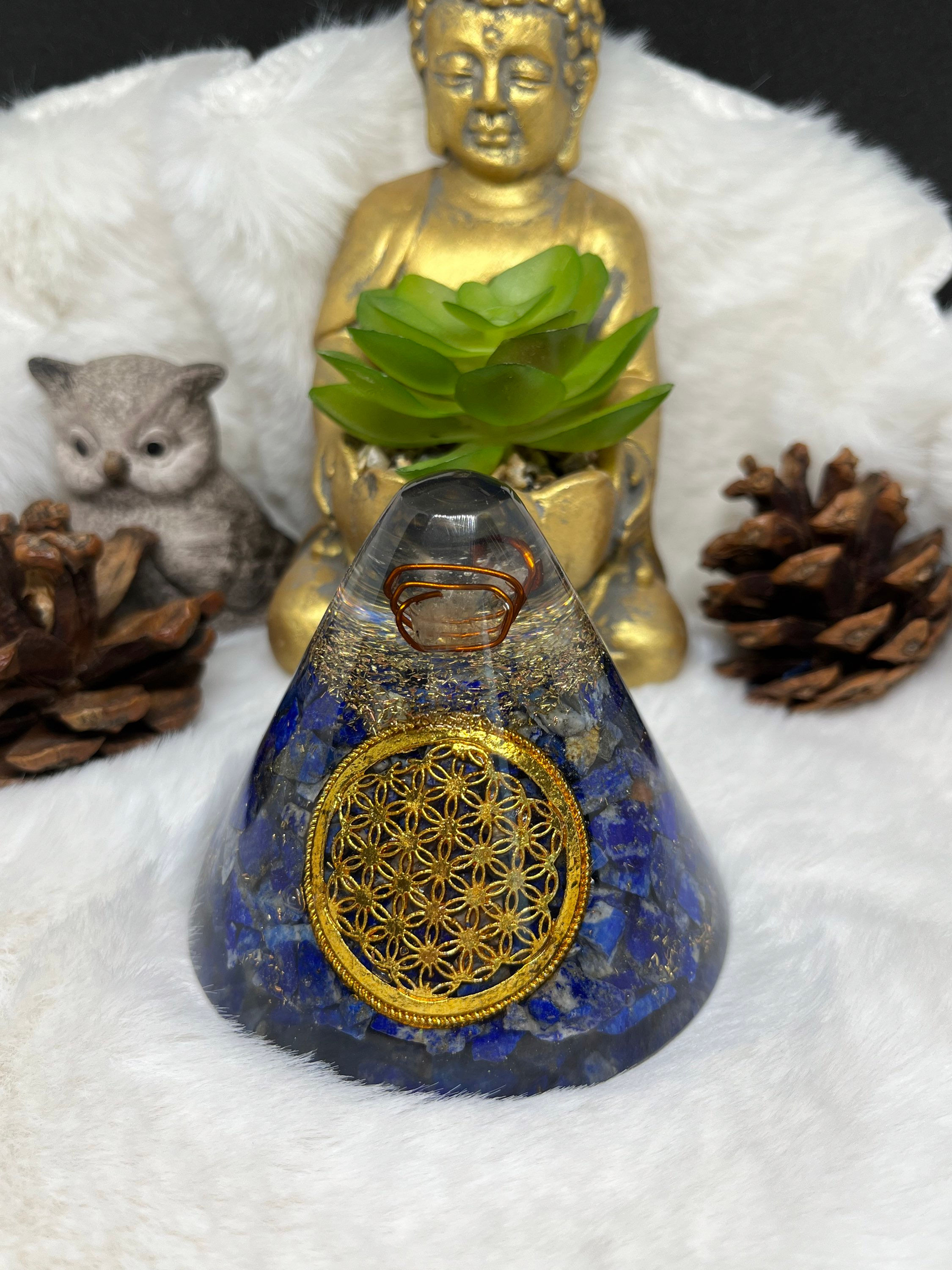 Pyramide orgonite 90mm