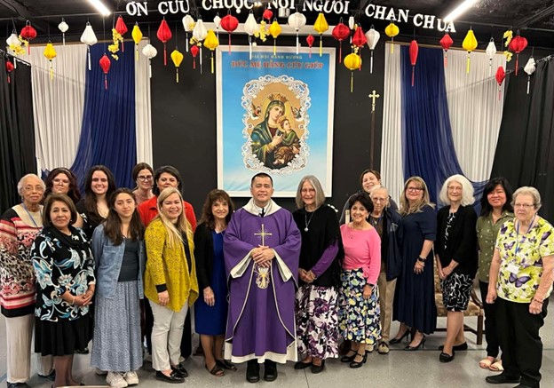 This was the Sunday group at the PAPA Lent Retreat. We had many others come however we only got a pic on Sunday. Thank you to all who came to the Lent Retreat. It was a blessed time of quenching our thirst for the Word of God. Thank you, Father Michael for pouring upon us words of Wisdom to ponder in the desert of Lent.        Denise Lanik
