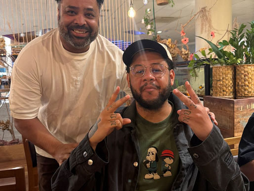 Em passagem por Brasília, Emicida prestigia o Osteria Vicenza, do chef Edilson Oliveira