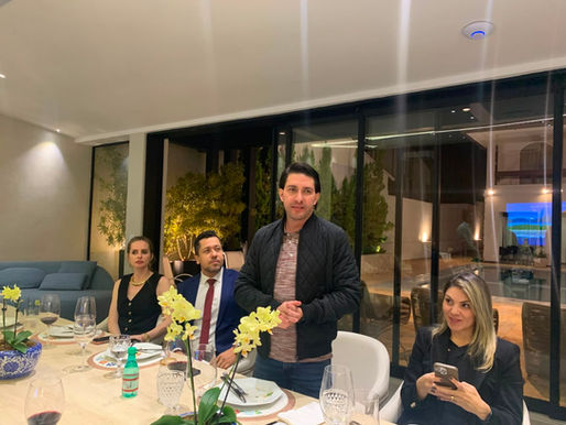 Cristiano Araújo recebe apoiadores, destaca legado na vida pública e apresenta projetos para o futuro de Brasília