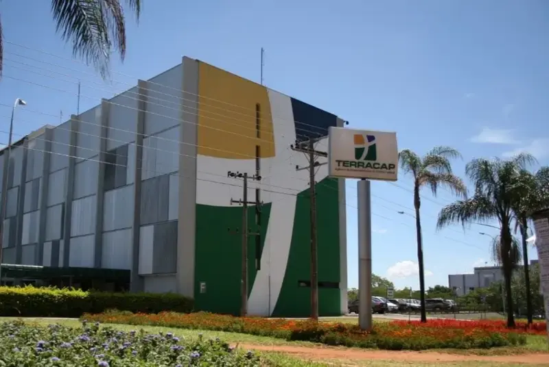 250 mil: TCDF é acionado para investigar supersalários de até R$ 250 mil pagos a diretores da Terracap