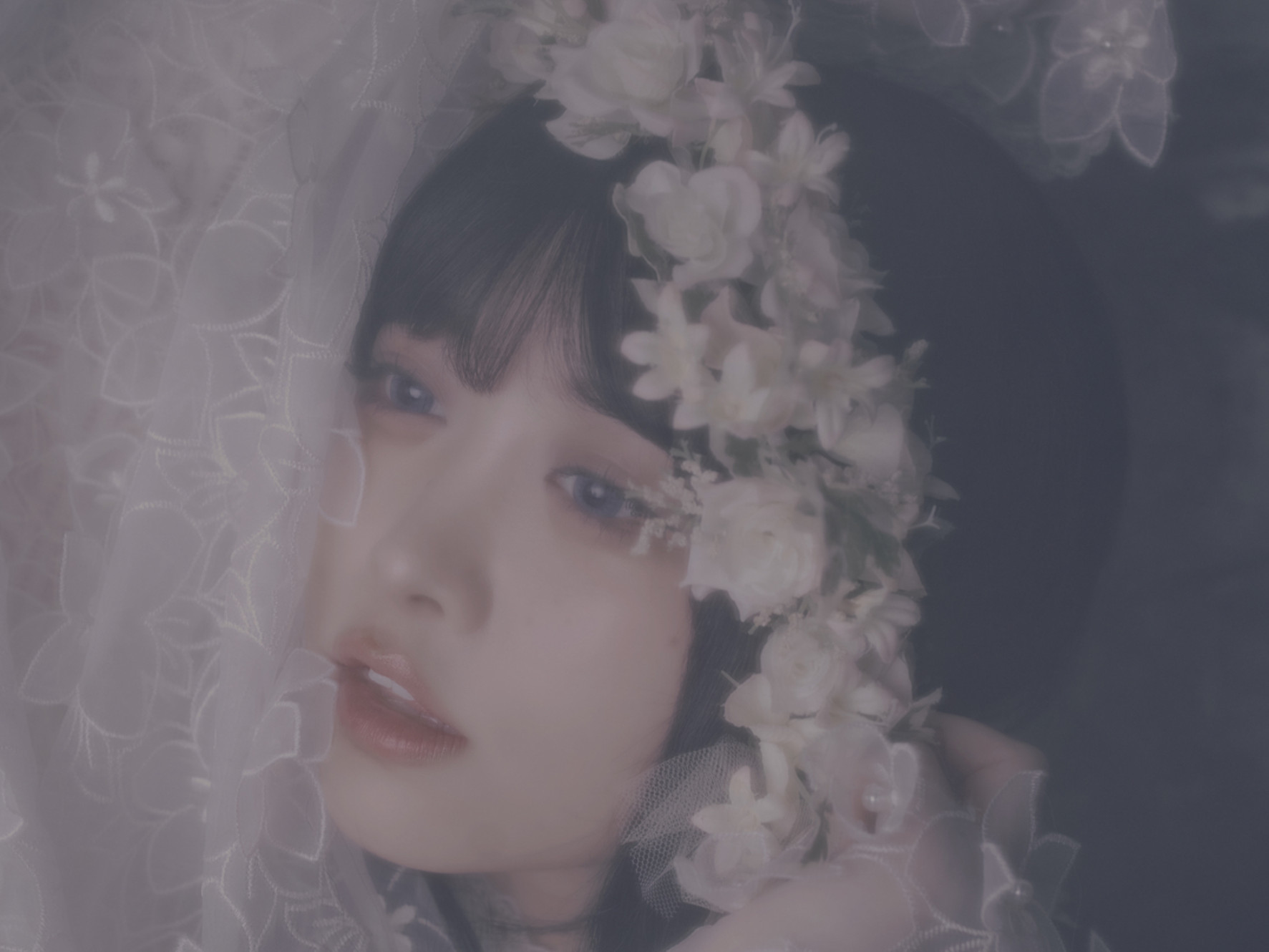 渡邉瑠菜 / Luna Watanabe | Saxophonist & Singer-Songwriter