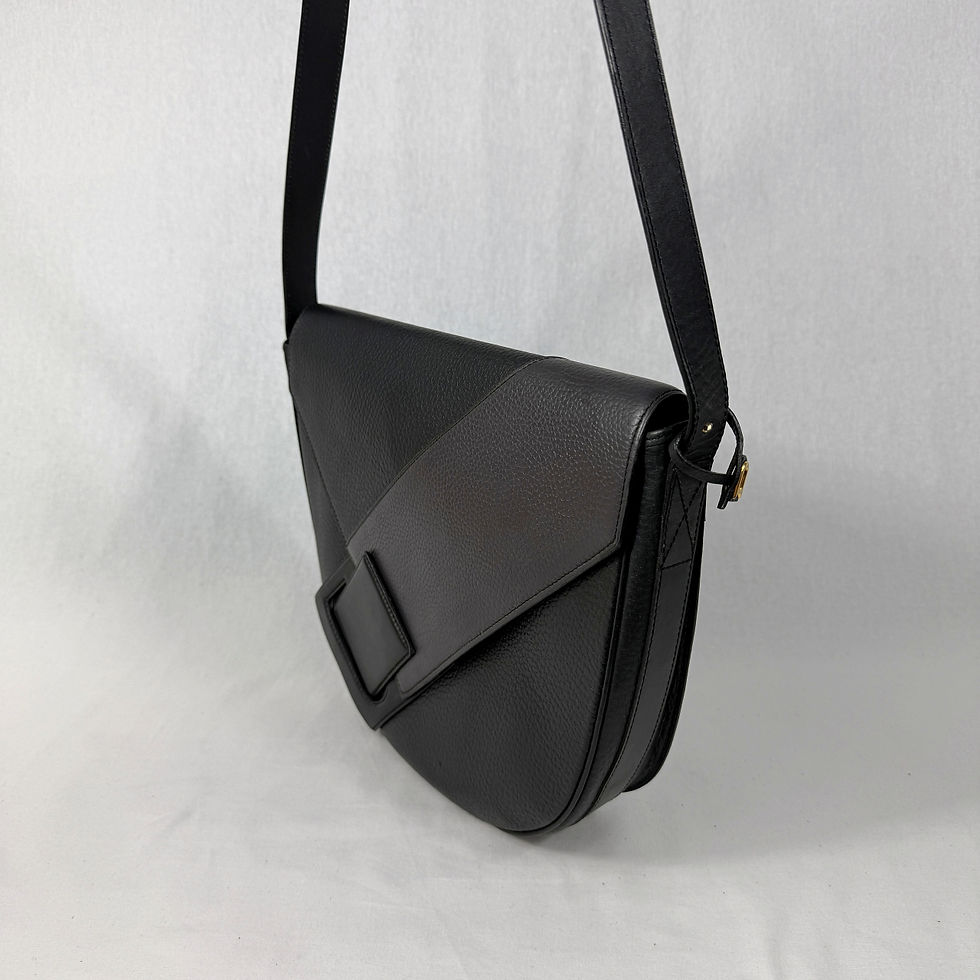 Thumbnail: Delvaux Vintage Desormais