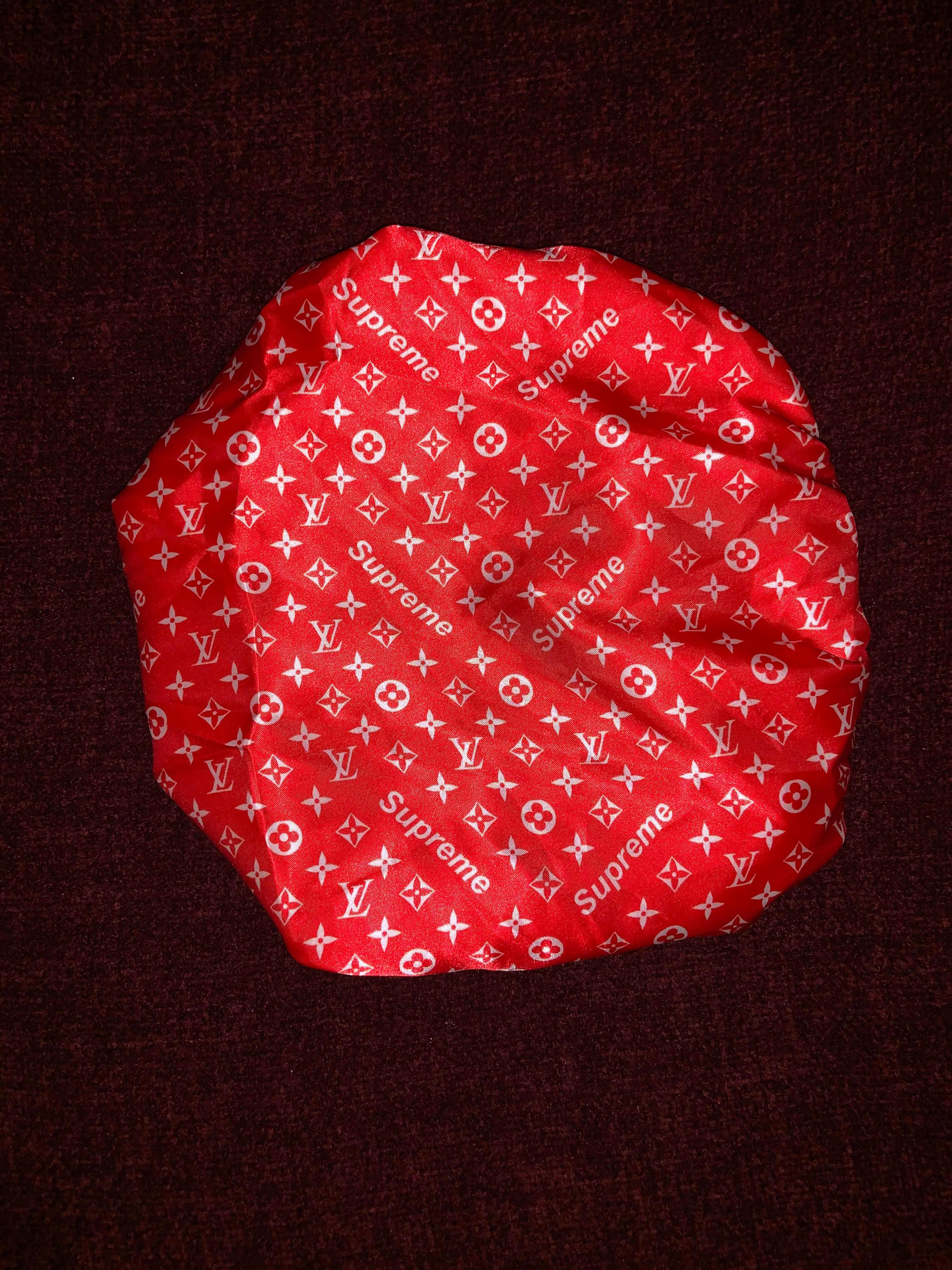 Red Supreme/LV bonnet