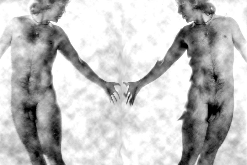 "Un-simetry"