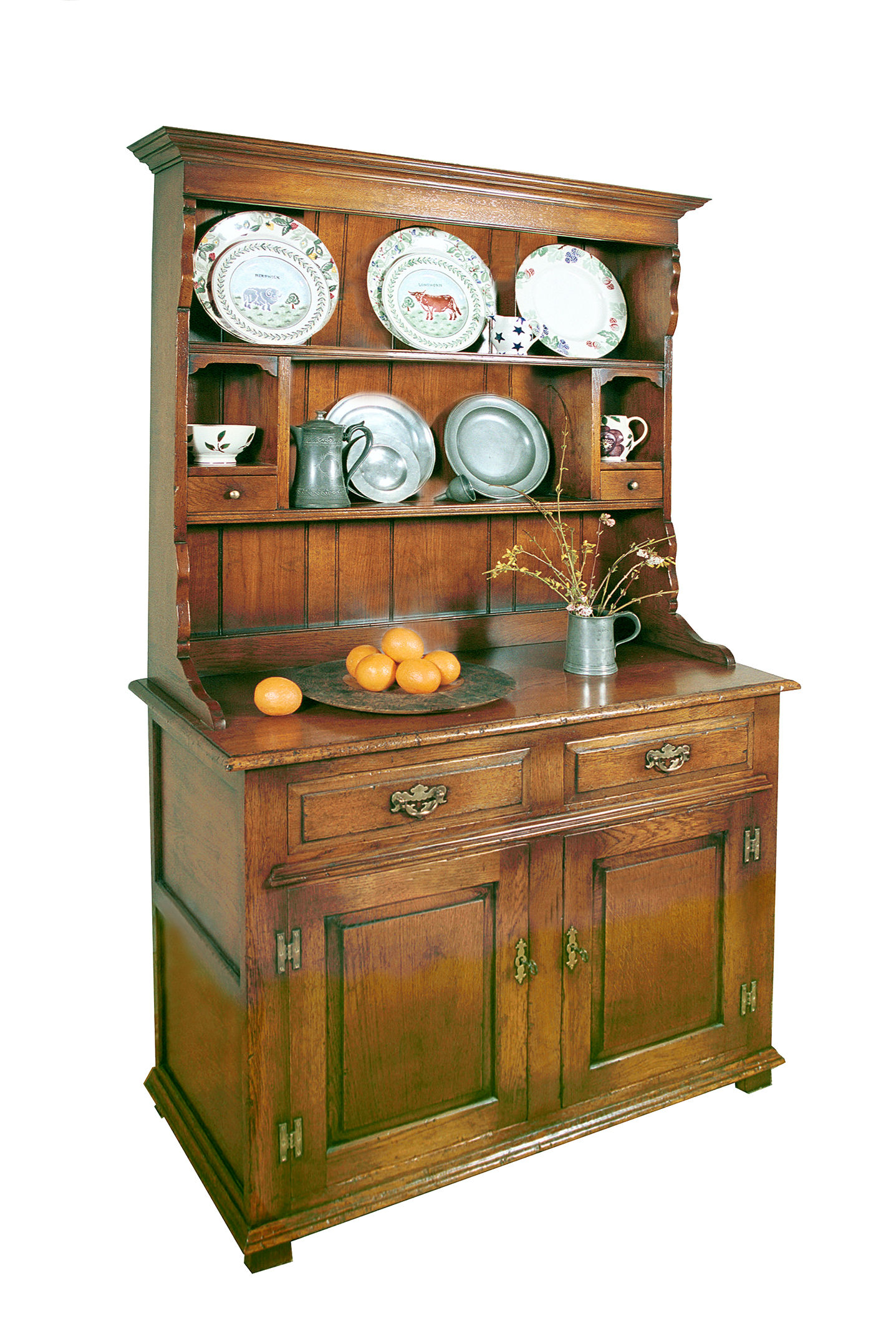 TL50P Welsh dresser with 2 cupboards and 2 drawers.