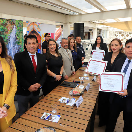 ENTREGA GOBIERNO ESTATAL REGISTRO NACIONAL DE TURISMO A PRESTADORES DE SERVICIOS.