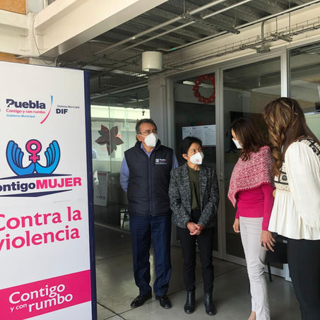 LILIANA ORTIZ Y LILIA CEDILLO VISITAN INSTALACIONES DEL CENTRO DE DÍA.