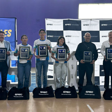 ENTREGA DE RECONOCIMIENTOS A LOS MEDALLISTAS DEL CLUB ALPHA EN LA OLIMPIADA NACIONAL CONADE 2025