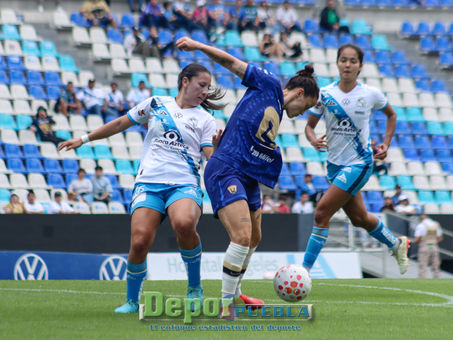 EN EL ÚLTIMO MINUTO, PUMAS VENCE AL PUEBLA FEMENIL