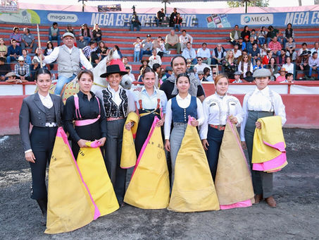 EL TENTADERO POR LA MUJER EN TLAXCALA REUNIÓ A DESTACADAS TORERAS Y GRAN PARTICIPACIÓN DEL PÚBLICO