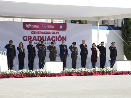 ENCABEZA PEPE CHEDRAUI GRADUACIÓN DE CADETES DE LA ACADEMIA DE FORMACIÓN Y PROFESIONALIZACIÓN POLICIAL DE LA SSC