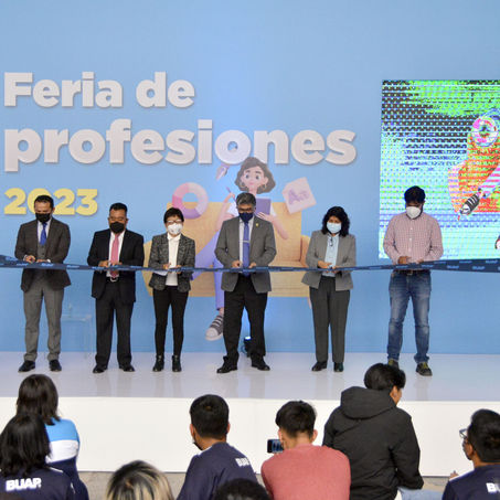 INAUGURA LA RECTORA MARÍA LILIA CEDILLO RAMÍREZ FERIA DE PROFESIONES 2023.