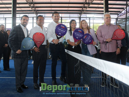 GOBIERNO DE PUEBLA INAUGURA CUATRO CANCHAS DE PADEL EN PARQUE DEL ARTE.