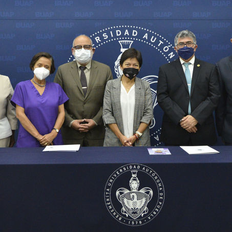 RECONOCE RECTORA LILIA CEDILLO A COMISIÓN COVID-19 COMO SALVAGUARDA DE LSALUD DE LOS UNIVERSITARIOS.