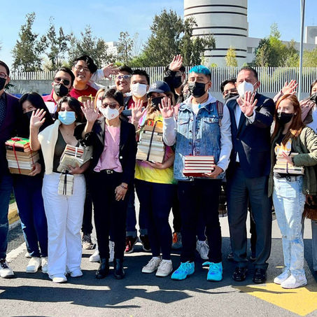 CON LIBROS, BUAP TRANSFORMARÁ LA VIDA DE NIÑOS Y JÓVENES DE XITLAMA.